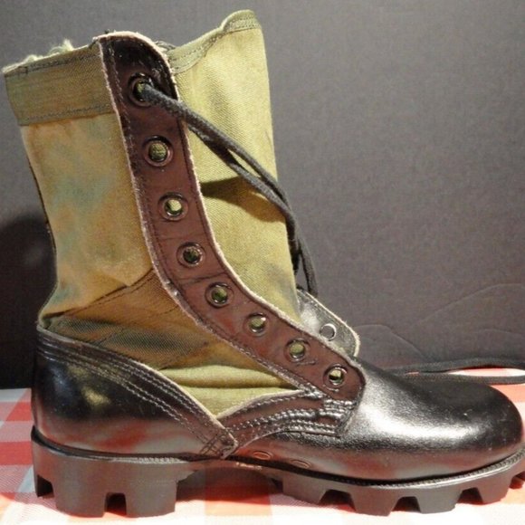 sz5W RO SEARCH NO YEAR VISIBLE COMBAT GREEN JUNGLE SINGLE LEFT BOOT ONLY SV 3075 main image 4